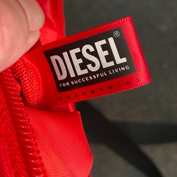 Diesel D Red Belt Bag - Exclusive - Picture 5 of 7